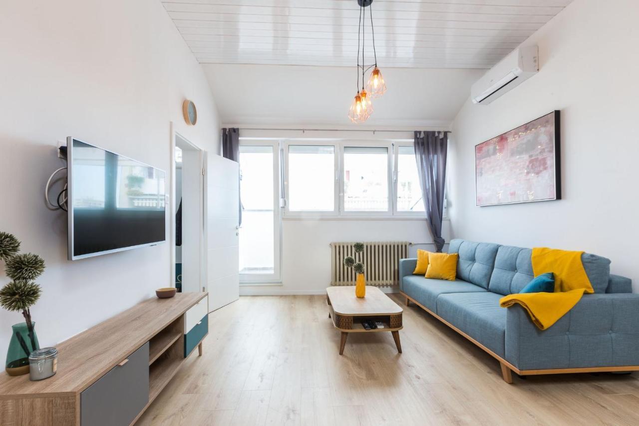 Kuki Apartment With Balcony Zára Kültér fotó
