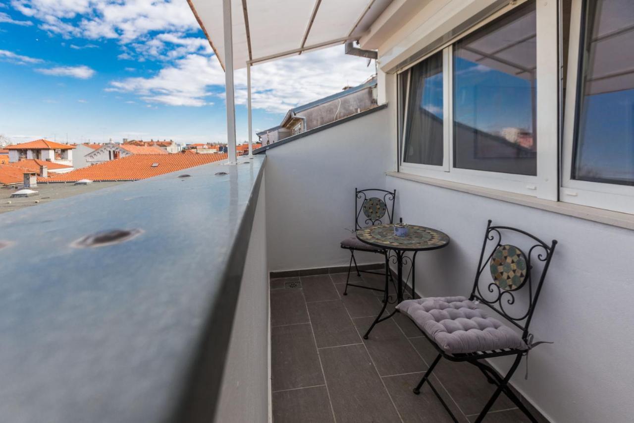 Kuki Apartment With Balcony Zára Kültér fotó